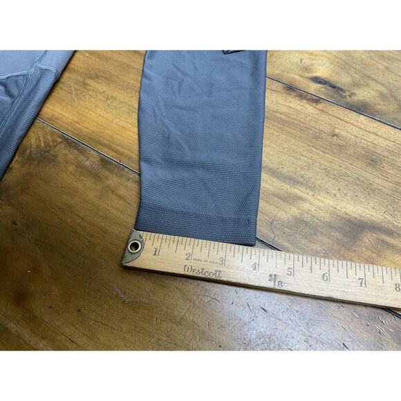 NOBULL Leggings Womens Gray Compression Stretch Zip Pocket Mesh Logo - Picture 10 of 12